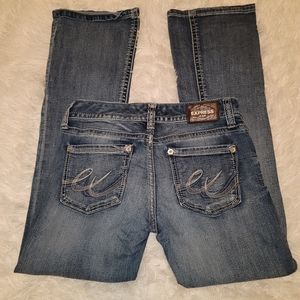 Express Stella low rise boot cut jeans. 4 short. Gently used. comfortable